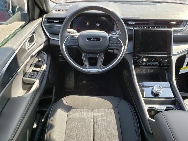 2026 Jeep Grand Cherokee GRAND CHEROKEE LAREDO X 4X4