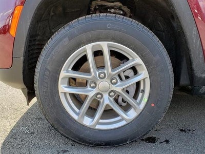 2026 Jeep Grand Cherokee GRAND CHEROKEE LAREDO X 4X4