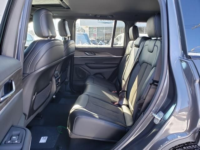 2026 Jeep Grand Cherokee GRAND CHEROKEE ALTITUDE 4X4