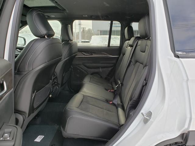 2026 Jeep Grand Cherokee GRAND CHEROKEE ALTITUDE 4X4