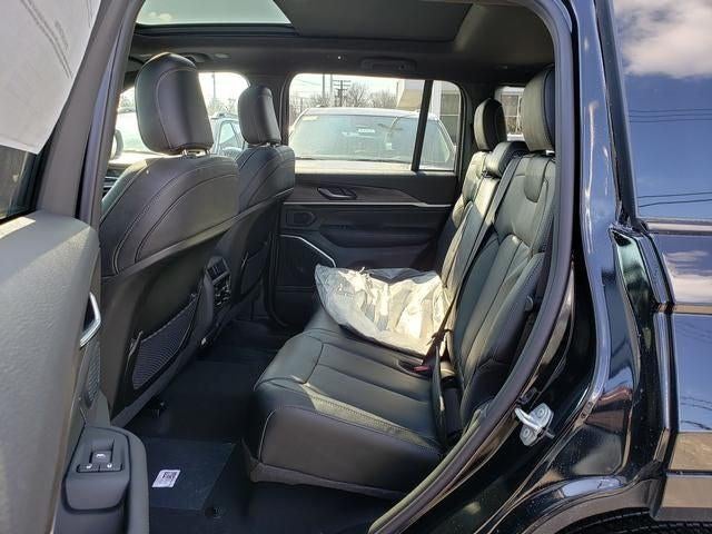 2026 Jeep Grand Cherokee GRAND CHEROKEE LIMITED RESERVE 4X4