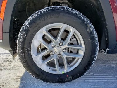 2025 Jeep Grand Cherokee GRAND CHEROKEE L LAREDO X 4X4