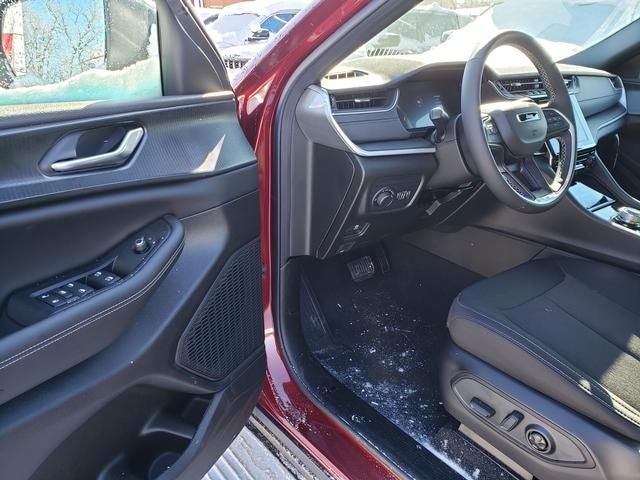 2025 Jeep Grand Cherokee GRAND CHEROKEE L LAREDO X 4X4