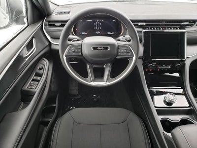 2025 Jeep Grand Cherokee GRAND CHEROKEE L LAREDO X 4X4