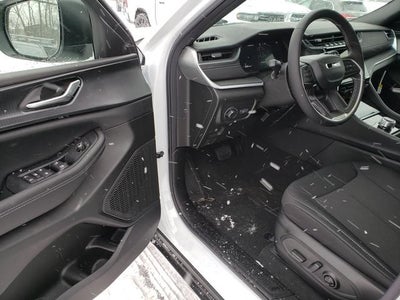 2025 Jeep Grand Cherokee GRAND CHEROKEE L LAREDO X 4X4
