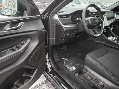 2025 Jeep Grand Cherokee GRAND CHEROKEE L LAREDO X 4X4