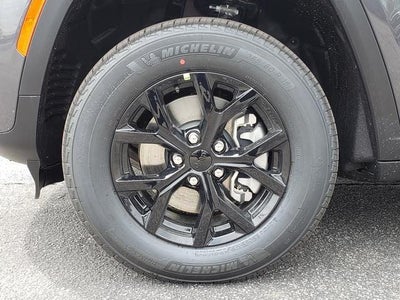 2026 Jeep Grand Cherokee GRAND CHEROKEE L LAREDO ALTITUDE 4X4