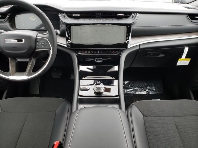 2026 Jeep Grand Cherokee GRAND CHEROKEE L LAREDO ALTITUDE 4X4