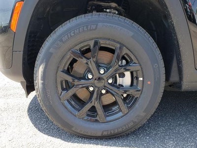 2026 Jeep Grand Cherokee GRAND CHEROKEE L LAREDO ALTITUDE 4X4