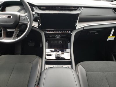2026 Jeep Grand Cherokee GRAND CHEROKEE L LAREDO ALTITUDE 4X4