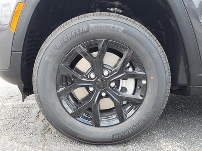 2026 Jeep Grand Cherokee GRAND CHEROKEE L LAREDO ALTITUDE 4X4