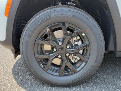 2026 Jeep Grand Cherokee GRAND CHEROKEE L LAREDO ALTITUDE 4X4