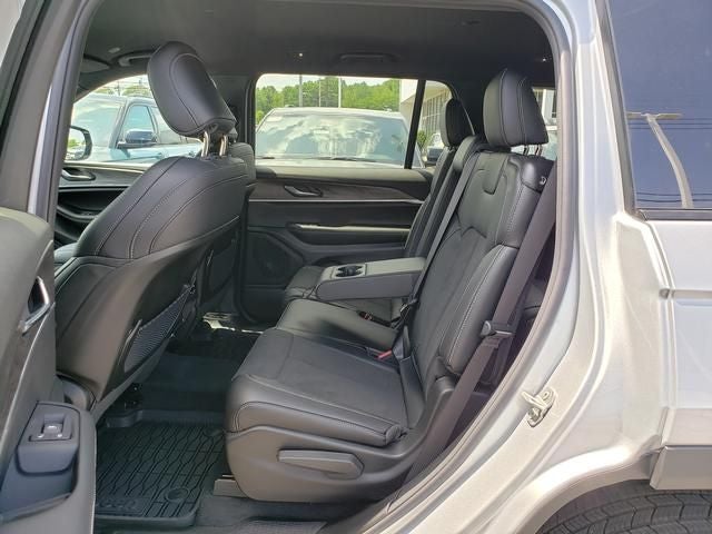 2026 Jeep Grand Cherokee GRAND CHEROKEE L LAREDO ALTITUDE 4X4
