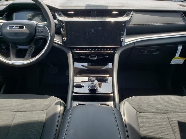 2026 Jeep Grand Cherokee GRAND CHEROKEE L LAREDO ALTITUDE 4X4