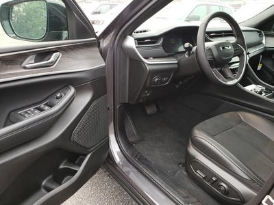 2026 Jeep Grand Cherokee GRAND CHEROKEE L LAREDO ALTITUDE 4X4