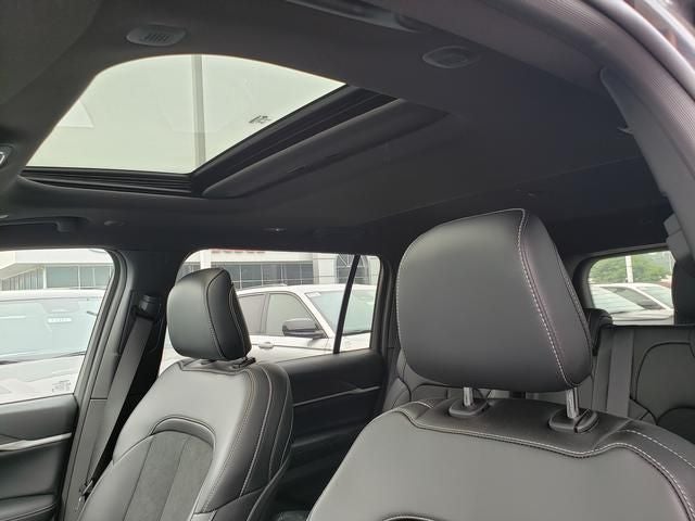 2026 Jeep Grand Cherokee GRAND CHEROKEE L LAREDO ALTITUDE 4X4
