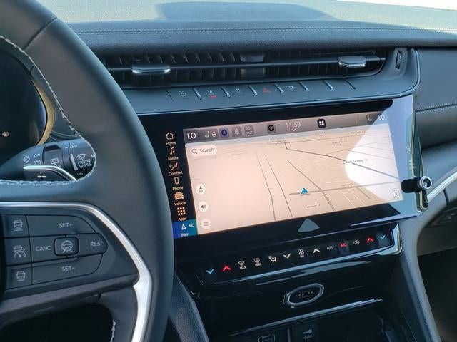 2026 Jeep Grand Cherokee GRAND CHEROKEE L LAREDO ALTITUDE 4X4