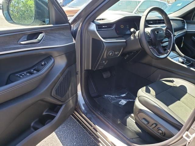 2026 Jeep Grand Cherokee GRAND CHEROKEE L LAREDO ALTITUDE 4X4