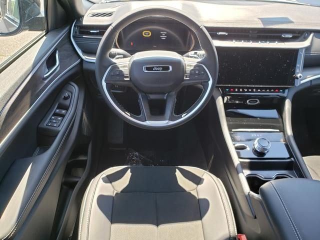 2026 Jeep Grand Cherokee GRAND CHEROKEE L LAREDO ALTITUDE 4X4