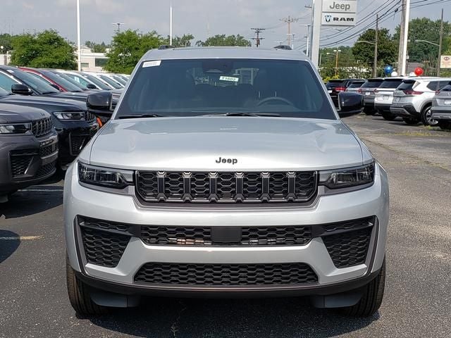 2026 Jeep Grand Cherokee GRAND CHEROKEE L LAREDO ALTITUDE 4X4