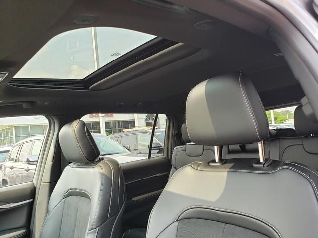 2026 Jeep Grand Cherokee GRAND CHEROKEE L LAREDO ALTITUDE 4X4
