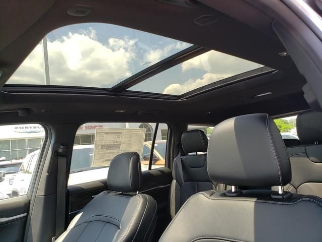 2026 Jeep Grand Cherokee GRAND CHEROKEE L LIMITED RESERVE 4X4