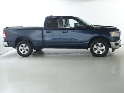 2020 RAM 1500 Big Horn Quad Cab 4x4 6'4' Box