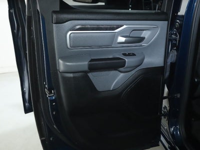 2020 RAM 1500 Big Horn Quad Cab 4x4 6'4' Box