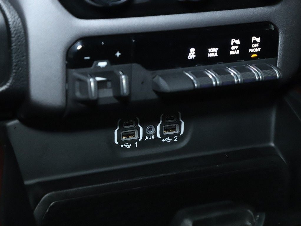 2022 RAM 1500 Rebel Crew Cab 4x4 5'7' Box