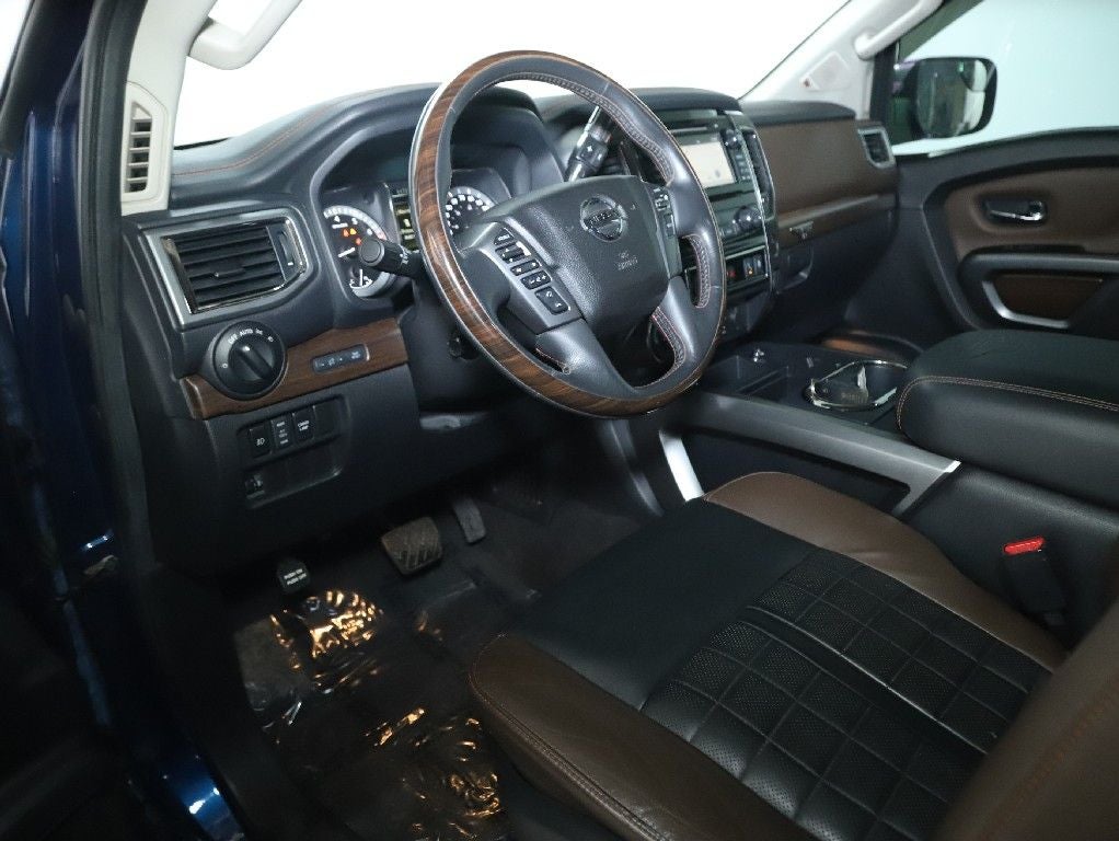 2017 Nissan TITAN Platinum Reserve