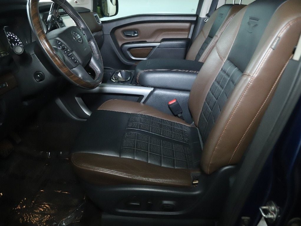 2017 Nissan TITAN Platinum Reserve