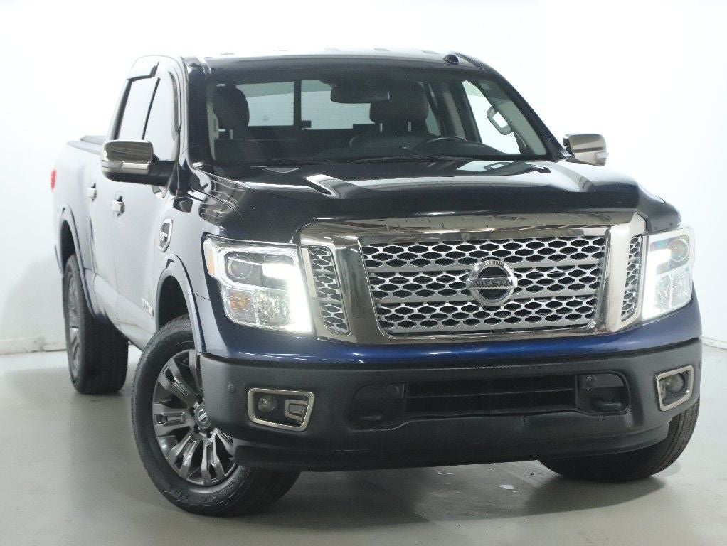 2017 Nissan TITAN Platinum Reserve