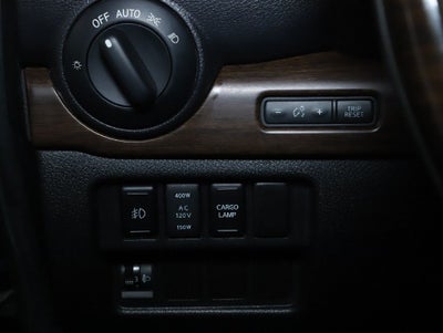 2017 Nissan TITAN Platinum Reserve