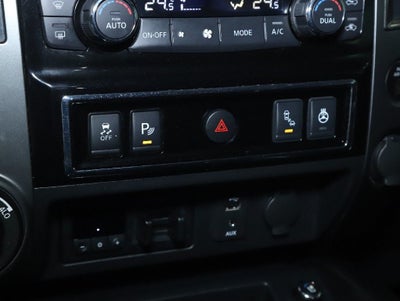 2017 Nissan TITAN Platinum Reserve