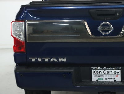 2017 Nissan TITAN Platinum Reserve