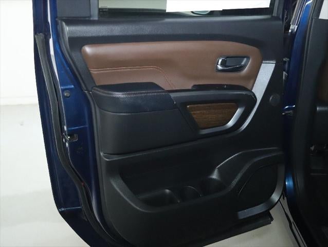 2017 Nissan TITAN Platinum Reserve