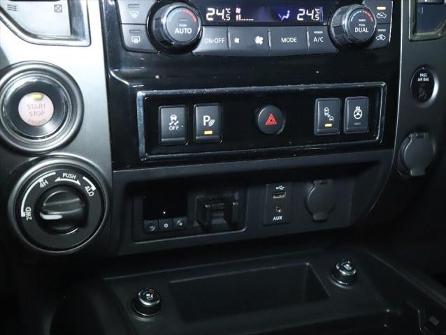 2017 Nissan TITAN Platinum Reserve