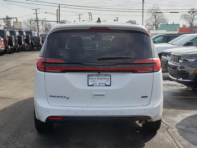 2026 Chrysler Pacifica PACIFICA SELECT AWD