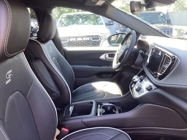 2026 Chrysler Pacifica PACIFICA LIMITED AWD