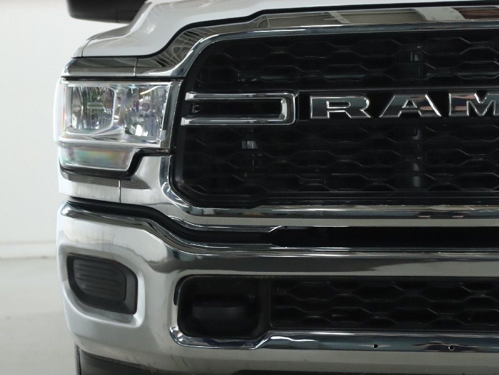 2024 RAM 2500 Tradesman Crew Cab 4x4 6'4' Box
