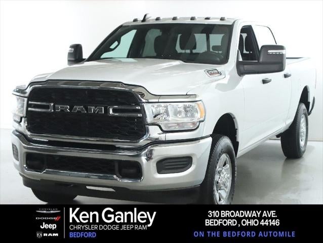 2024 RAM 2500 Tradesman Crew Cab 4x4 6'4' Box