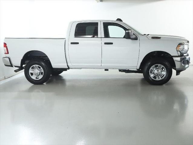 2024 RAM 2500 Tradesman Crew Cab 4x4 6'4' Box