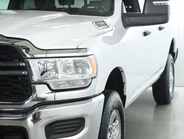 2024 RAM 2500 Tradesman Crew Cab 4x4 6'4' Box