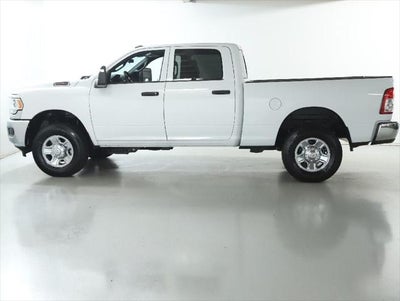 2024 RAM 2500 Tradesman Crew Cab 4x4 6'4' Box
