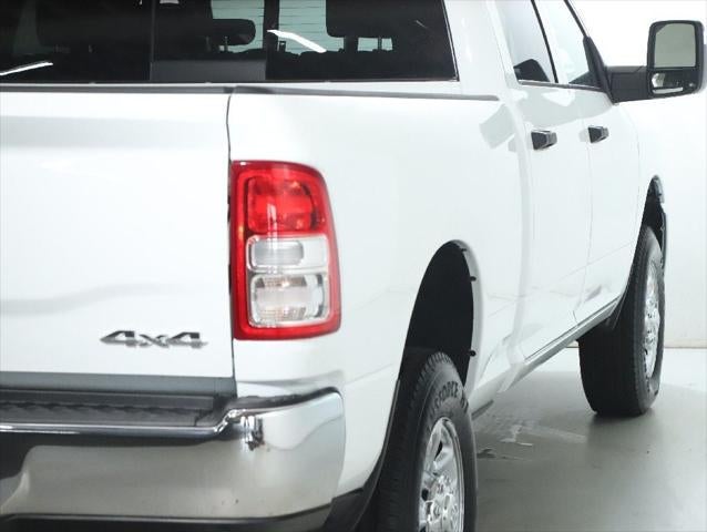 2024 RAM 2500 Tradesman Crew Cab 4x4 6'4' Box