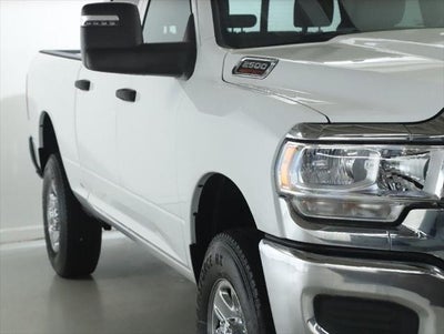 2024 RAM 2500 Tradesman Crew Cab 4x4 6'4' Box