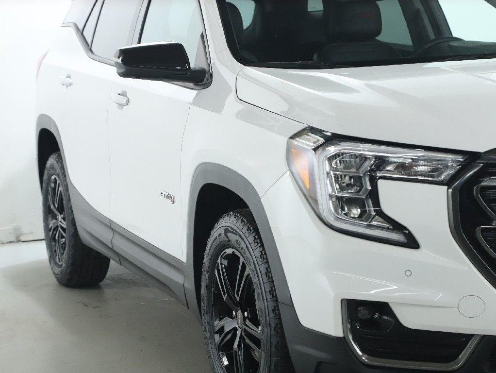 2023 GMC Terrain AWD AT4