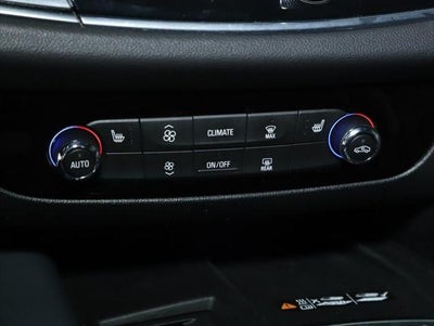 2023 Buick Enclave Essence AWD