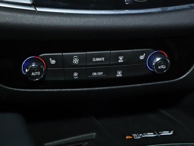 2023 Buick Enclave Essence AWD