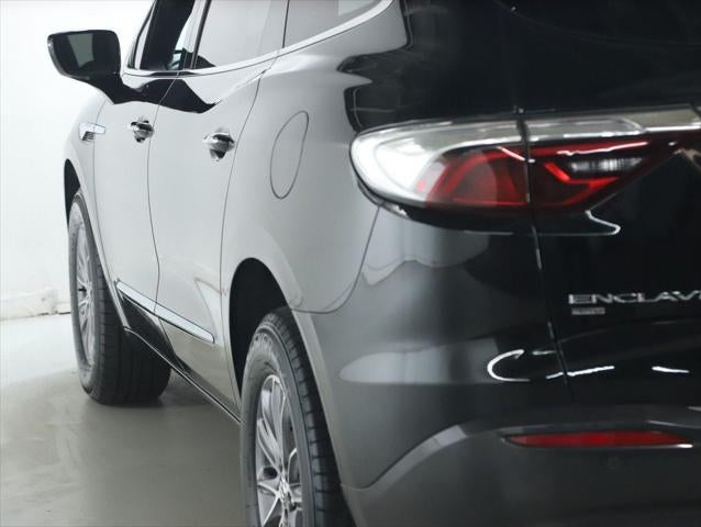 2023 Buick Enclave Essence AWD